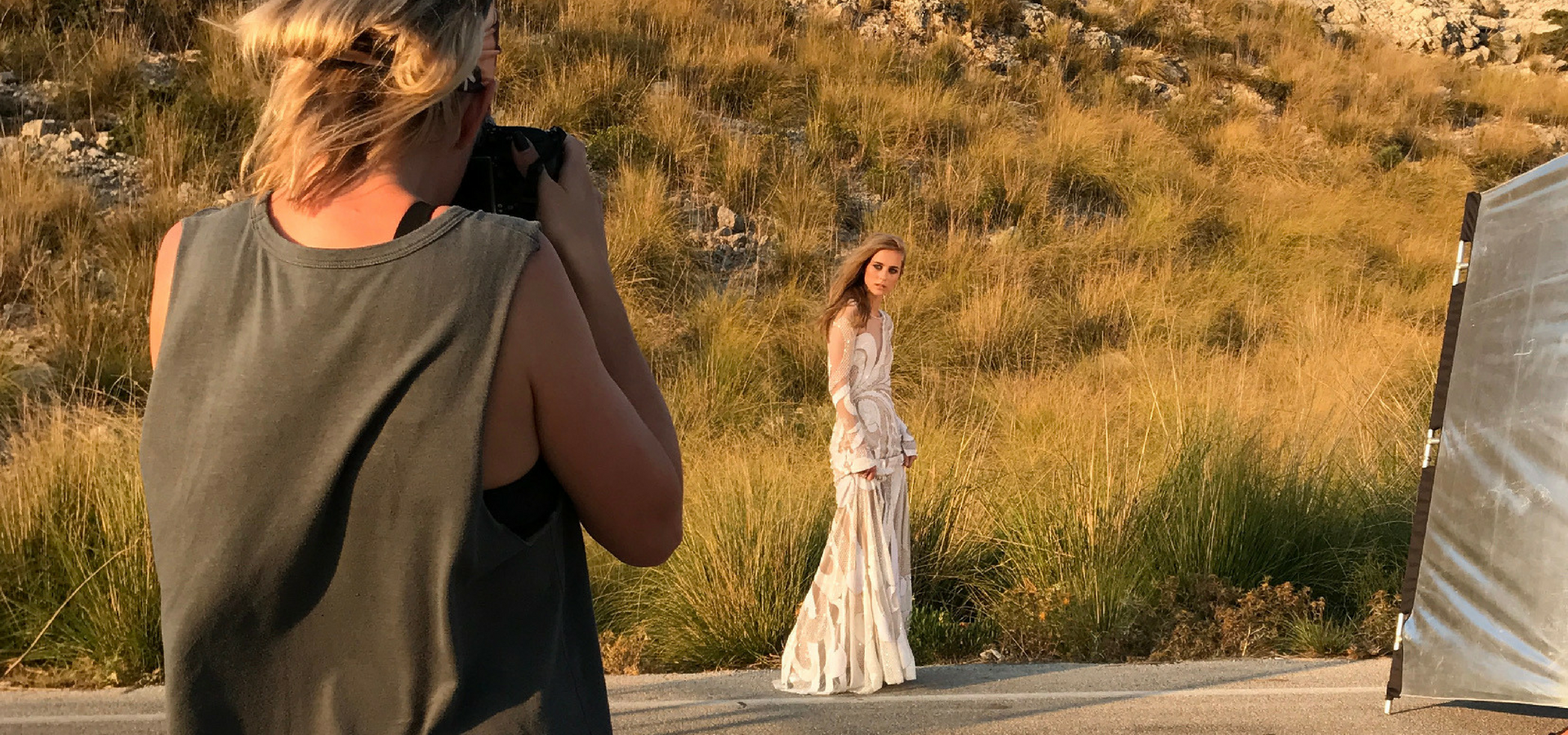 Making-of: Foto-Shooting mit Kleidern von Naeem Khan