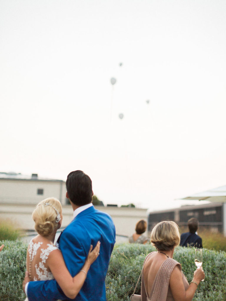 uxus Hochzeit in Berlin mit besonderen Locations: auf der Dachterrasse des Hotel de Rome.